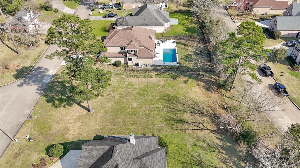 12325 Longmire Trace, Conroe, Texas image 11