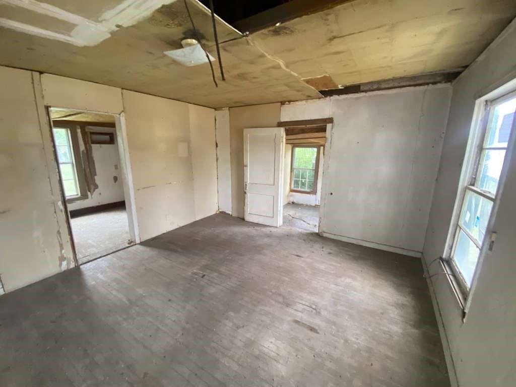 409 W 4th Street, Coleman, Texas image 7