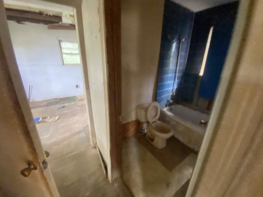 409 W 4th Street, Coleman, Texas image 6