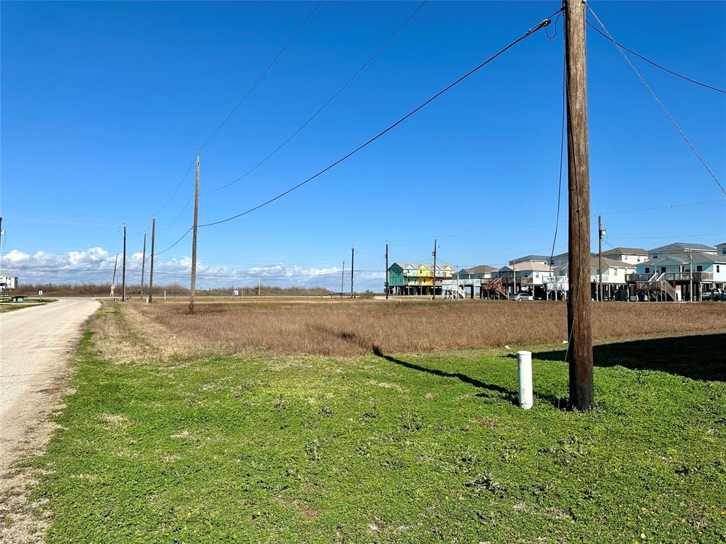 Santar Loop, Surfside Beach, Texas image 5