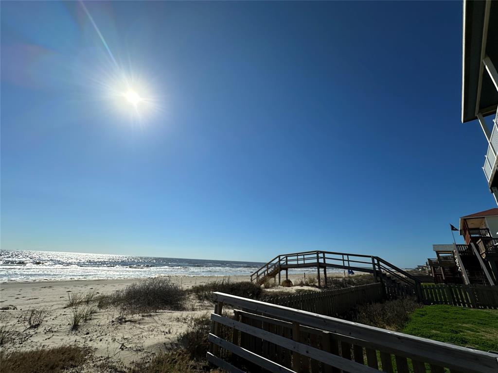 Santar Loop, Surfside Beach, Texas image 9