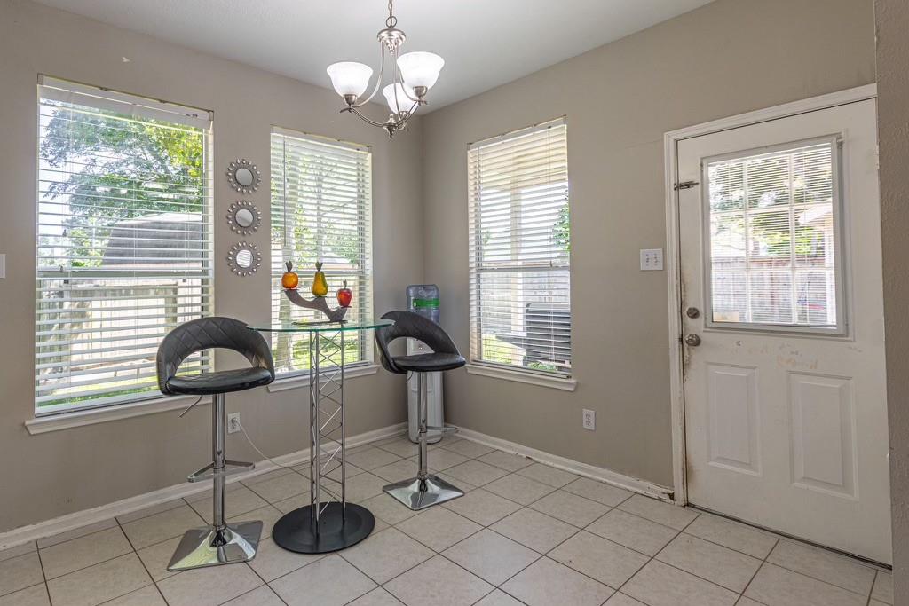 8927 Green Ray Drive, Houston, Texas image 15