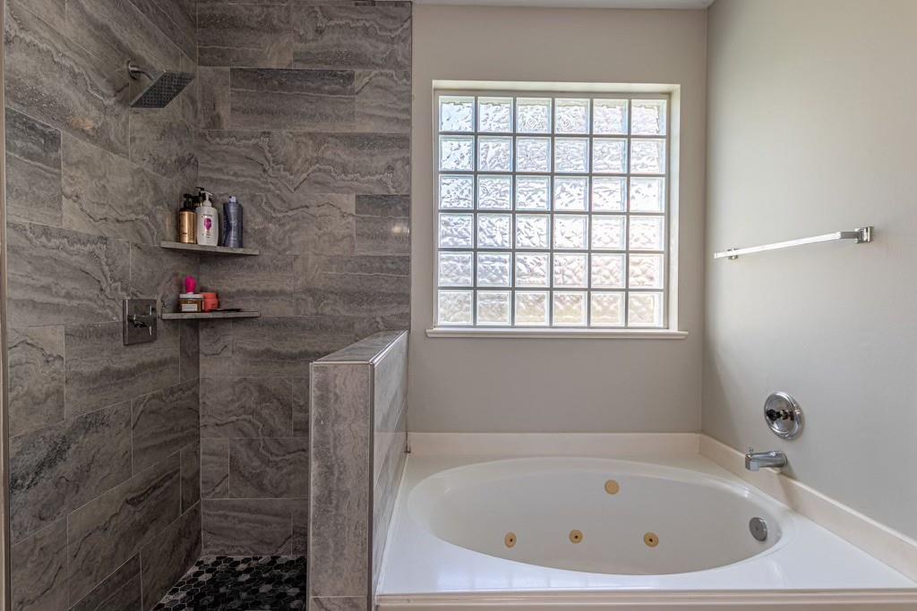 8927 Green Ray Drive, Houston, Texas image 21