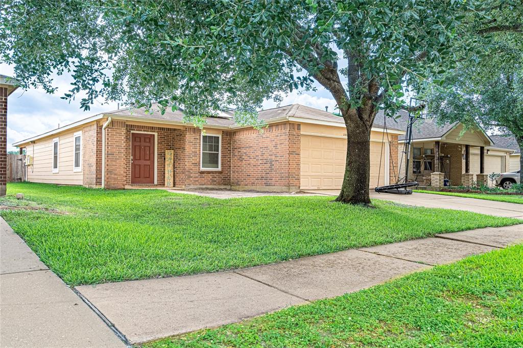 2211 Pine Croft Drive