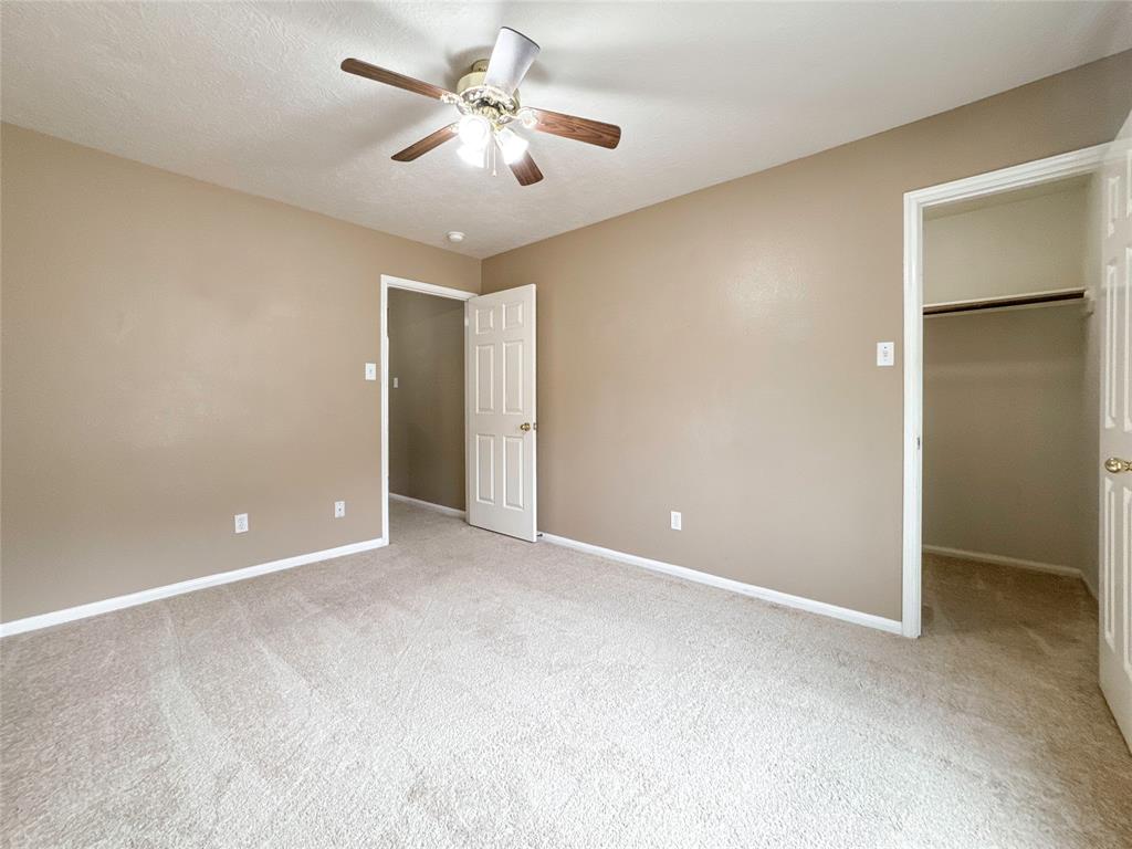 7242 Foxcrest Lane, Humble, Texas image 24