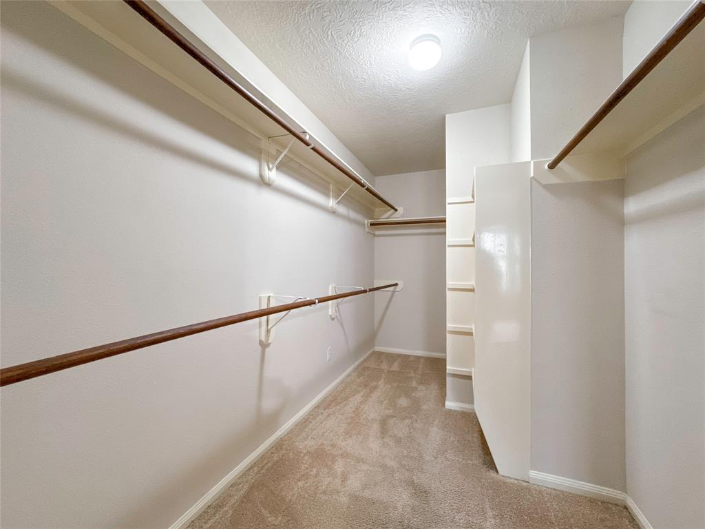 7242 Foxcrest Lane, Humble, Texas image 29