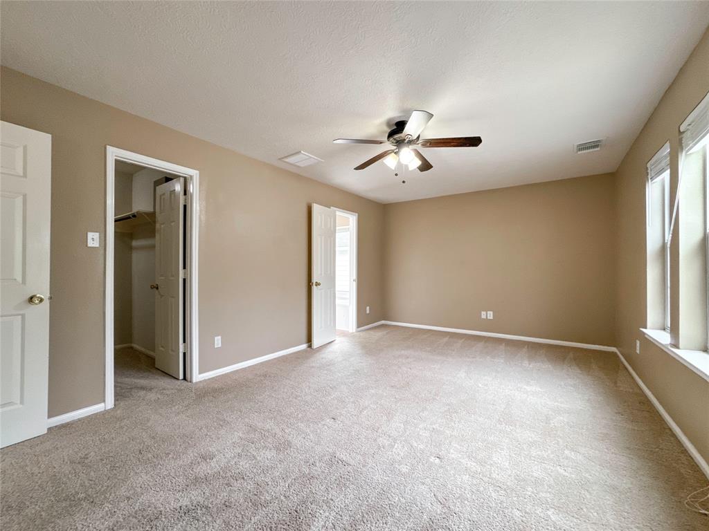 7242 Foxcrest Lane, Humble, Texas image 20