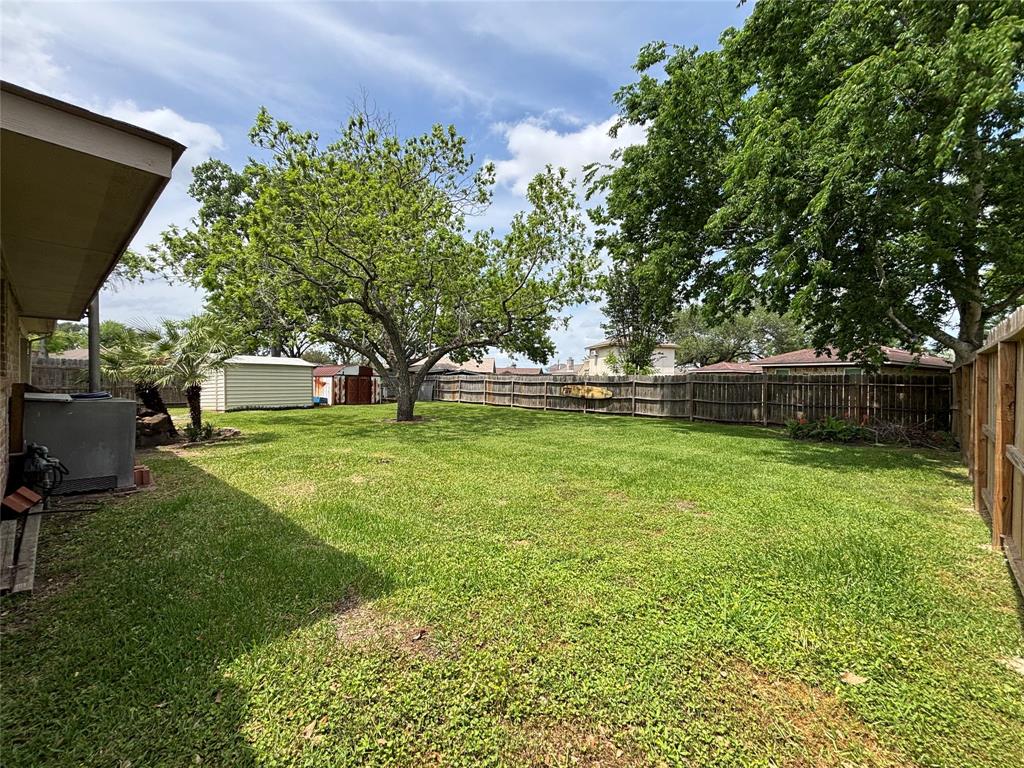 13642 Greenridge Drive, Sugar Land, Texas image 7
