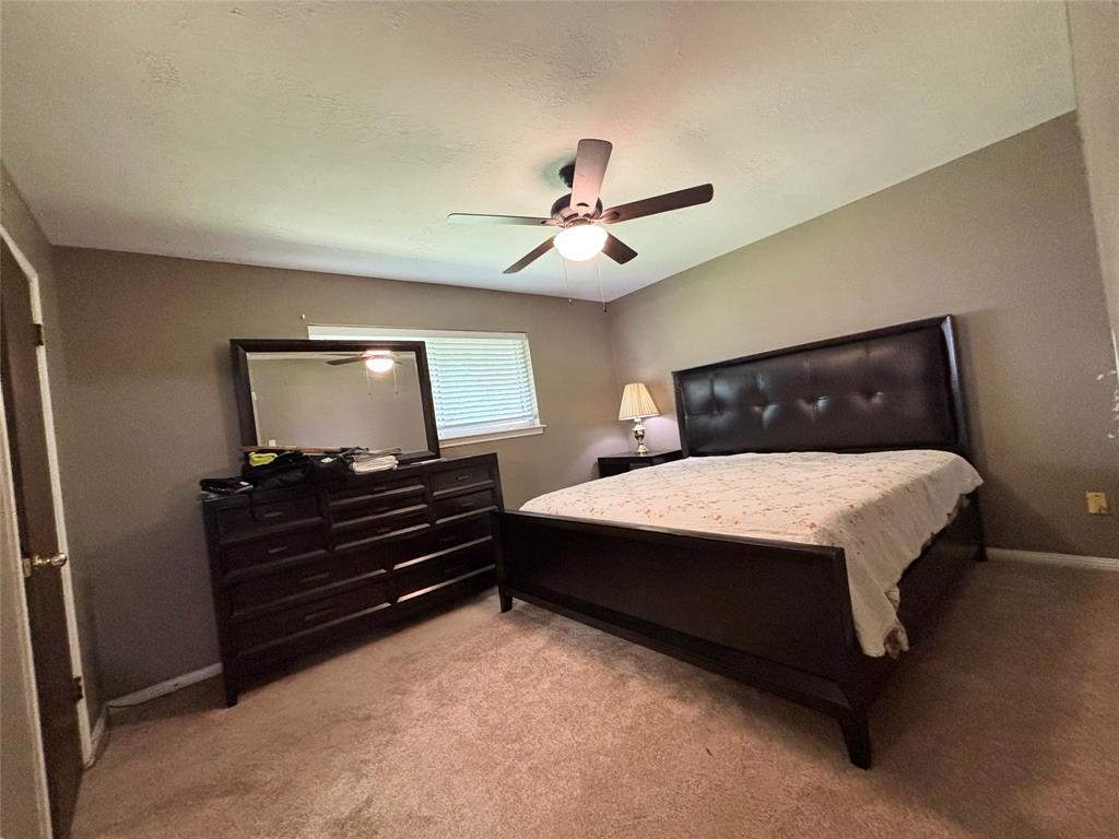 13642 Greenridge Drive, Sugar Land, Texas image 19