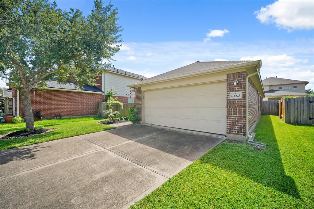 20923 Dover Mist Lane