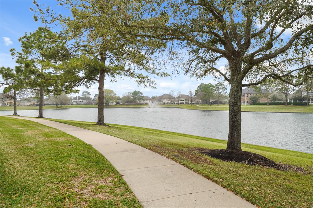 15206 Newport Bridge Circle, Sugar Land, Texas image 38