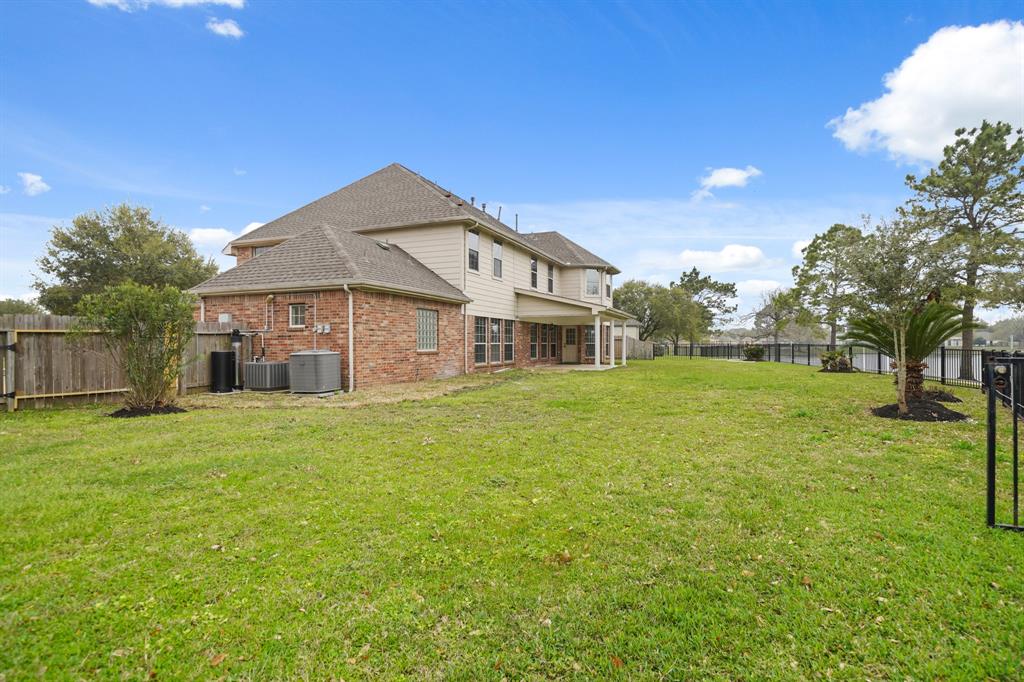 15206 Newport Bridge Circle, Sugar Land, Texas image 37