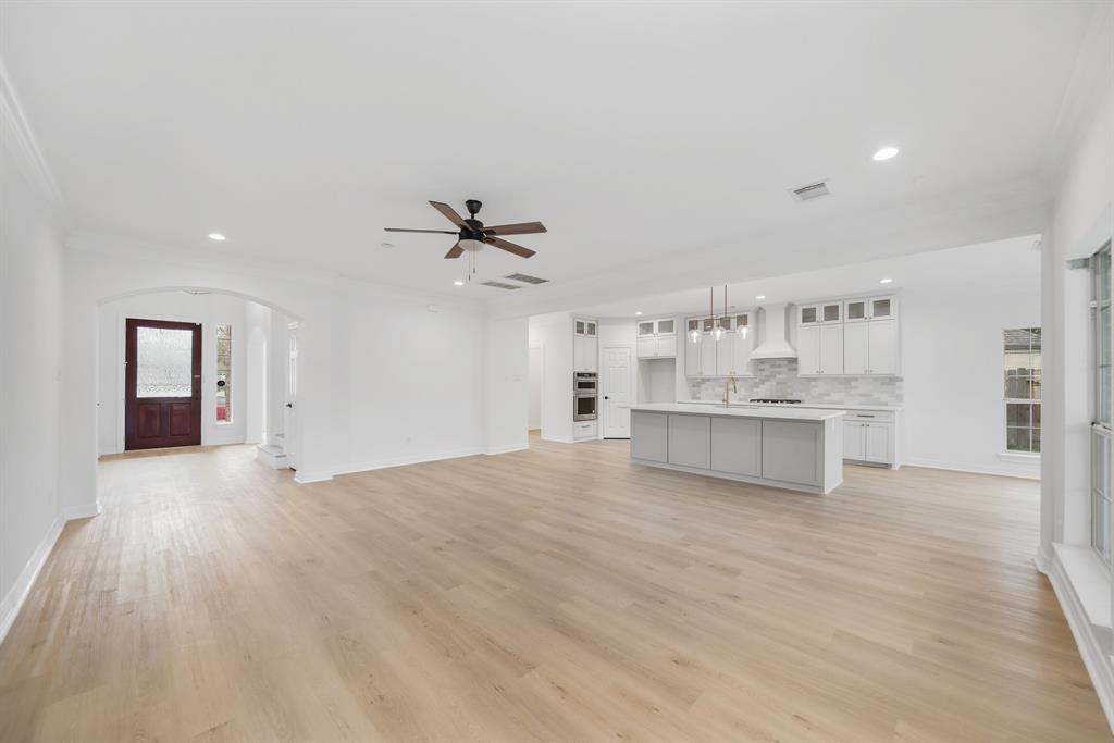 15206 Newport Bridge Circle, Sugar Land, Texas image 11