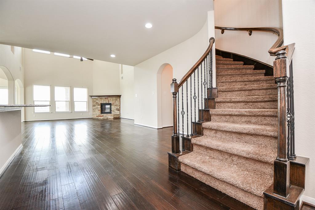 10826 Lake Thomas Drive, Needville, Texas image 7