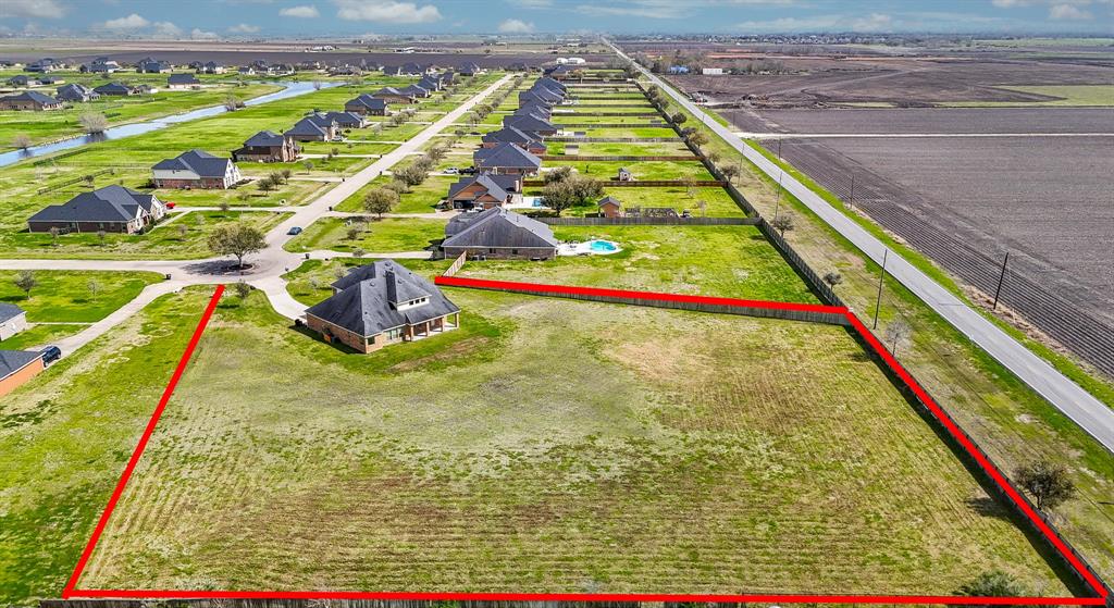 10826 Lake Thomas Drive, Needville, Texas image 31