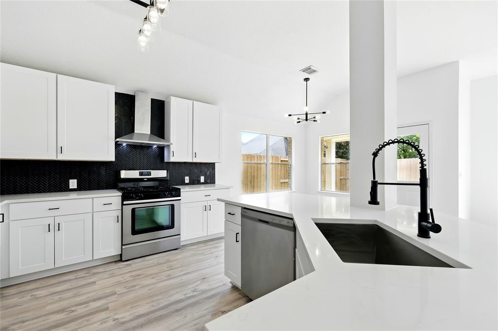 19019 Northcanyon Drive