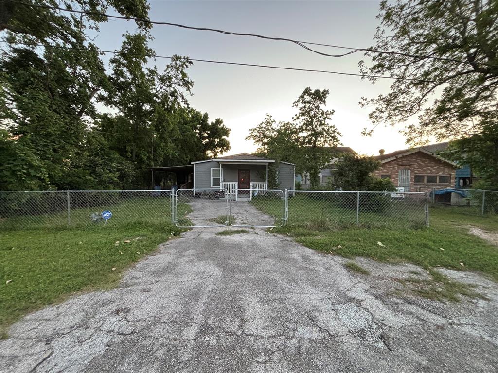 14266 Natalie Street, Houston, Texas image 2