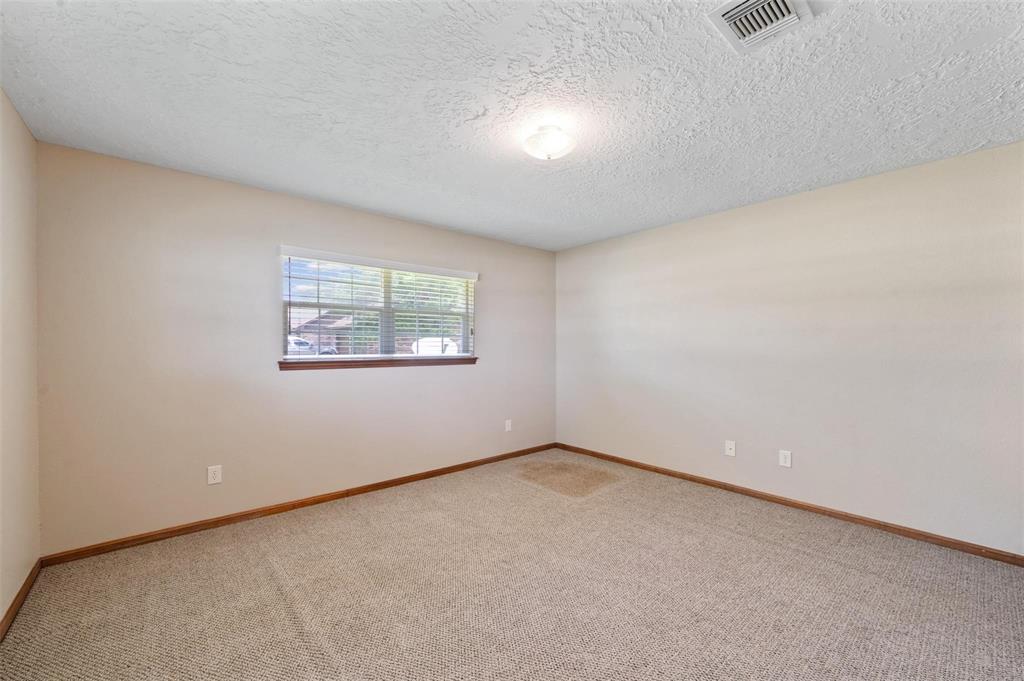 534 W Hufsmith Road, Tomball, Texas image 26