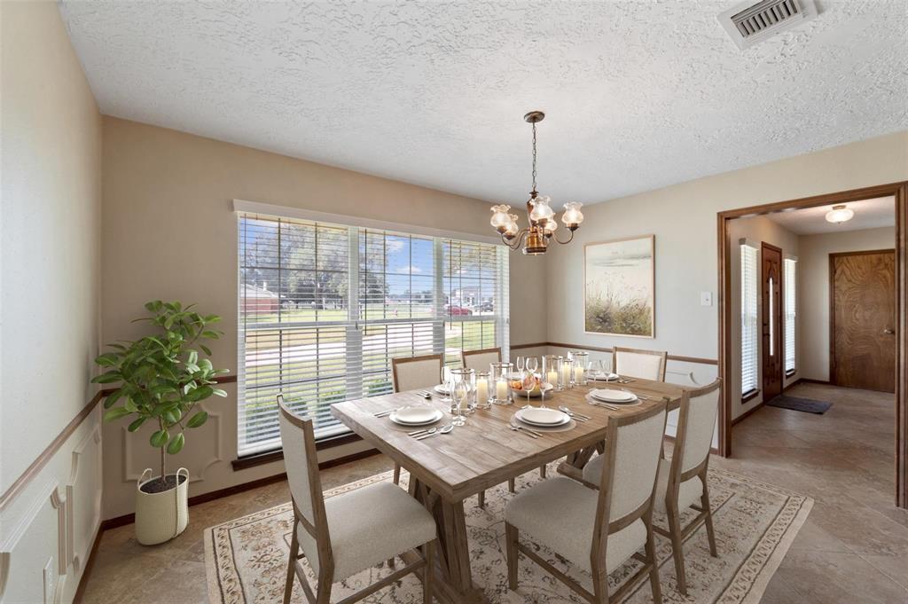 534 W Hufsmith Road, Tomball, Texas image 10