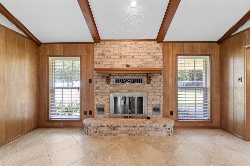 534 W Hufsmith Road, Tomball, Texas image 9