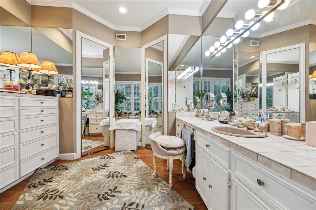 5638 Briar Drive, Houston, Texas image 21