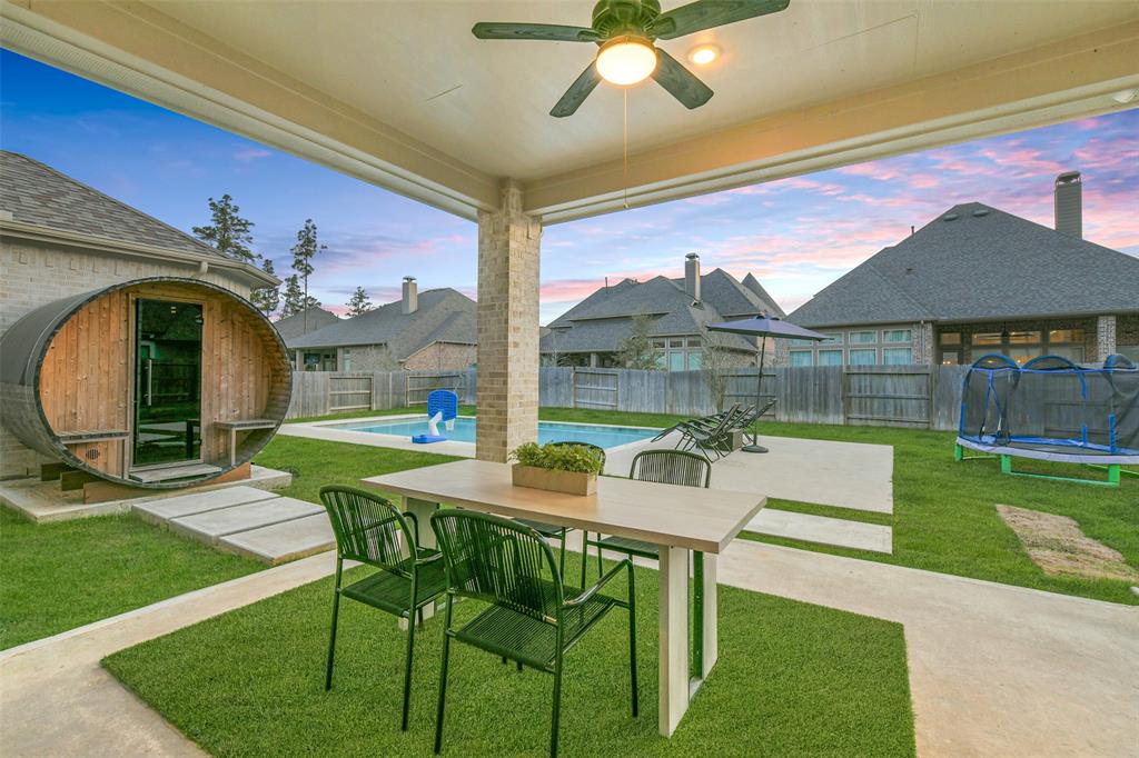 17366 Camillia Trail, Conroe, Texas image 1