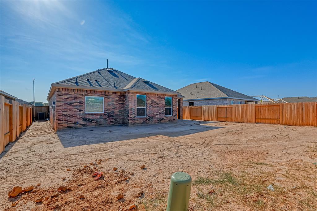 21927 Oia Island Drive, Hockley, Texas image 43