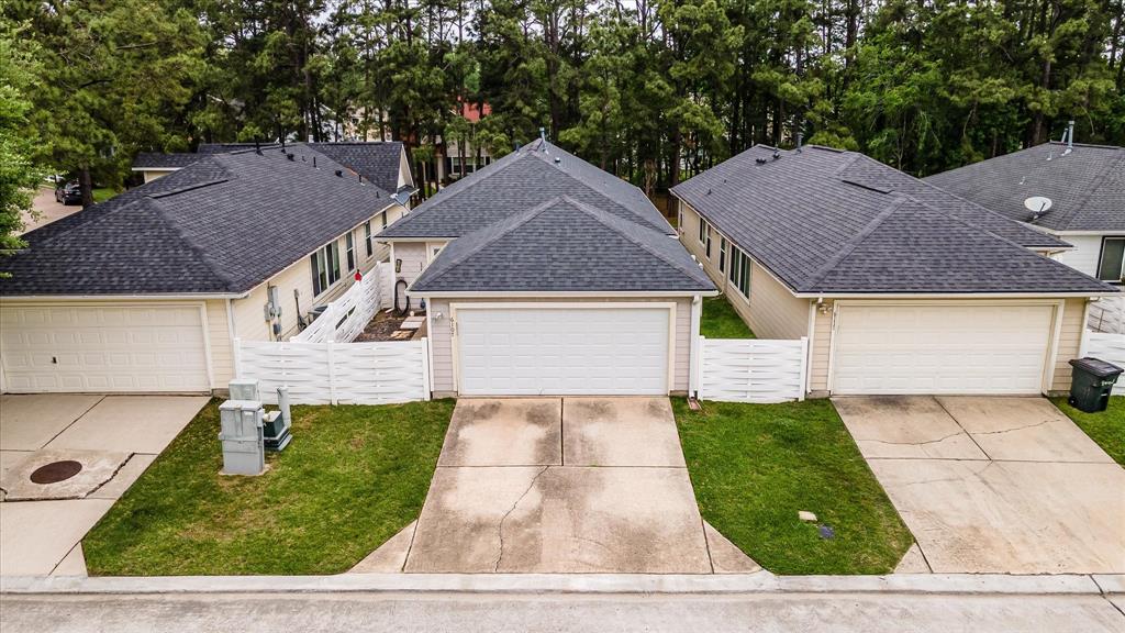 6107 Kings Oaks Lane, Humble, Texas image 5