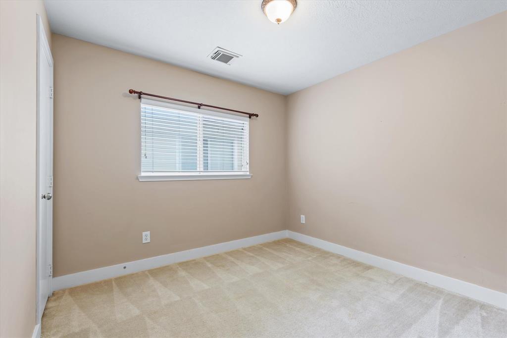 6107 Kings Oaks Lane, Humble, Texas image 18