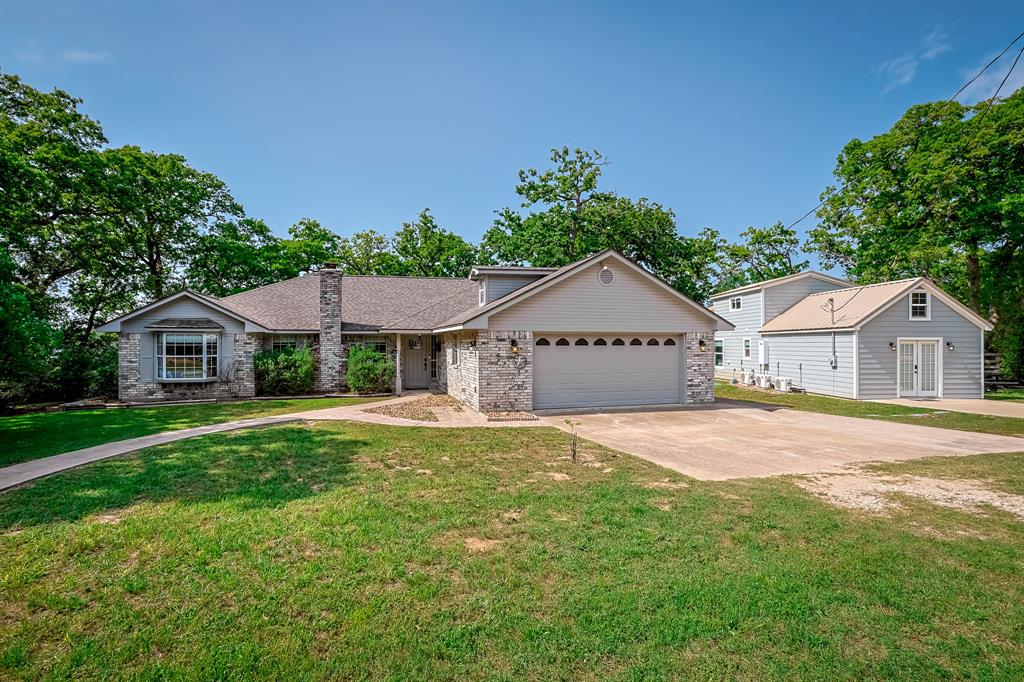 25 Clydesdale Drive, Normangee, Texas image 1