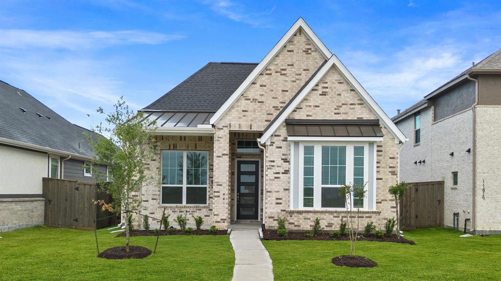 11811 South Pavillion Drive, Mont Belvieu, Texas image 3