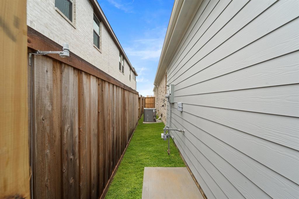 11811 South Pavillion Drive, Mont Belvieu, Texas image 26
