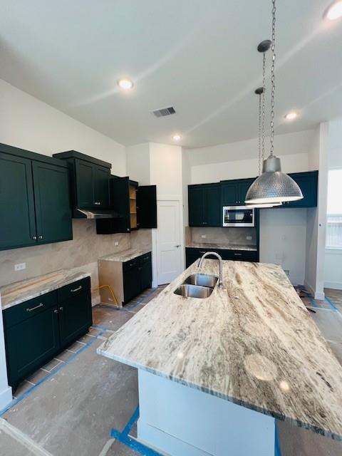 11811 South Pavillion Drive, Mont Belvieu, Texas image 4
