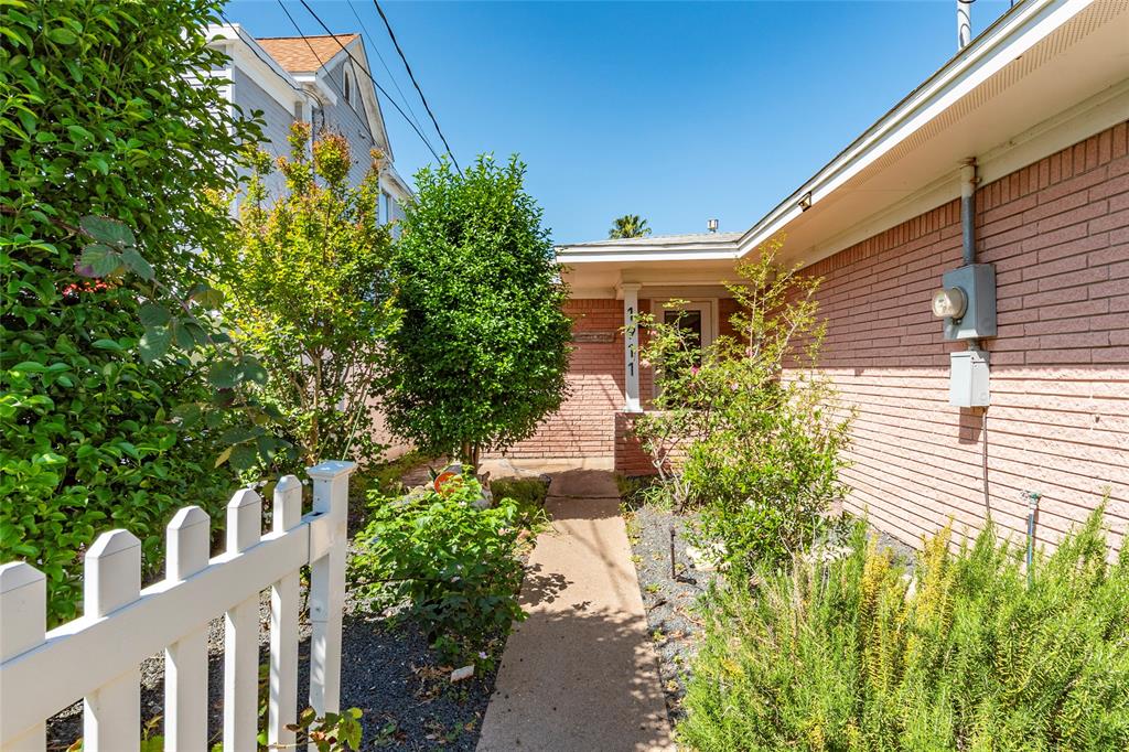 1911 35th Street, Galveston, Texas image 23