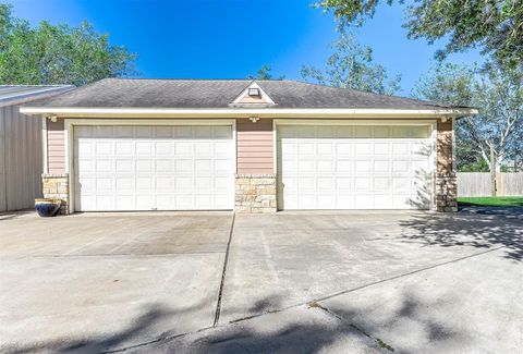 A home in Manvel