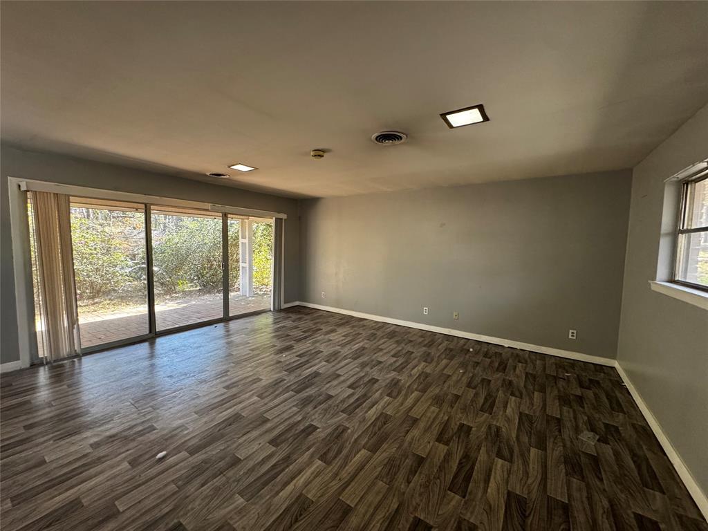 1206 Woodland Park Avenue, Jasper, Texas image 4
