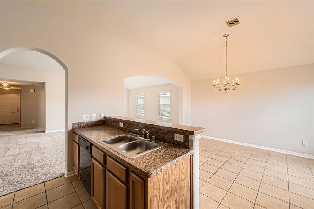 7607 Friesian Meadow Lane, Humble, Texas image 8