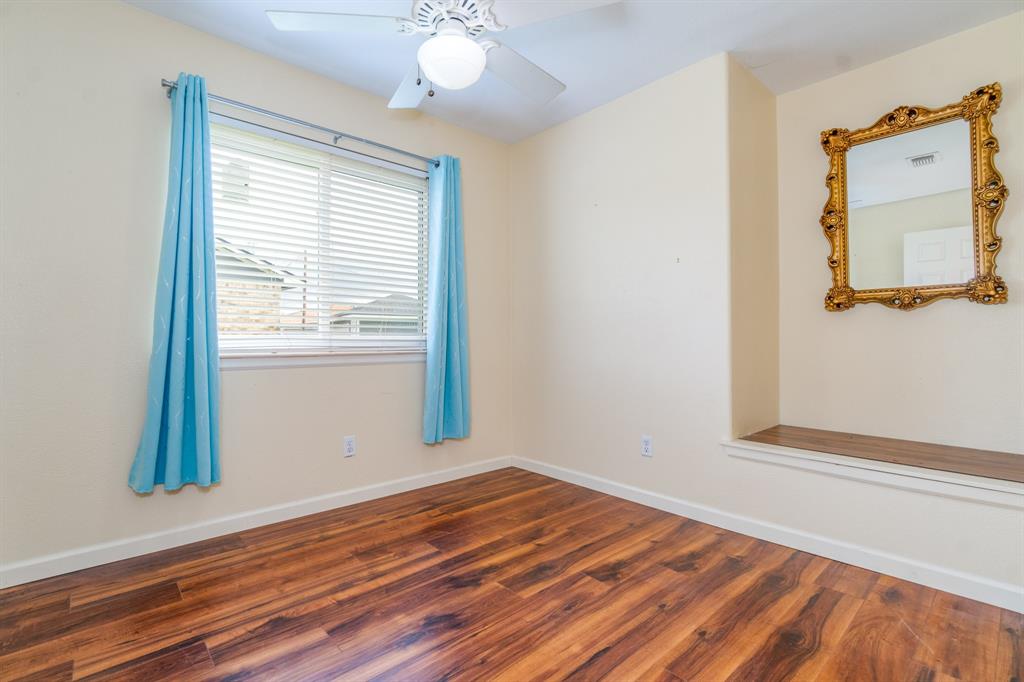 7129 Beechwood Drive, Angleton, Texas image 15