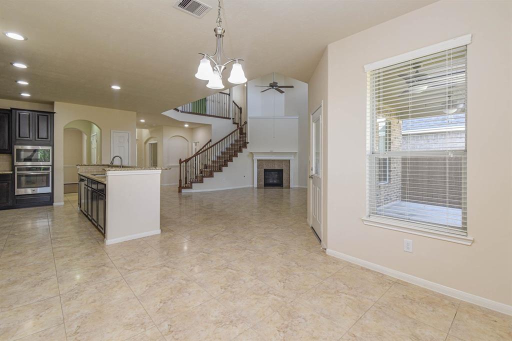 3210 Vintage View Lane, Pearland, Texas image 21