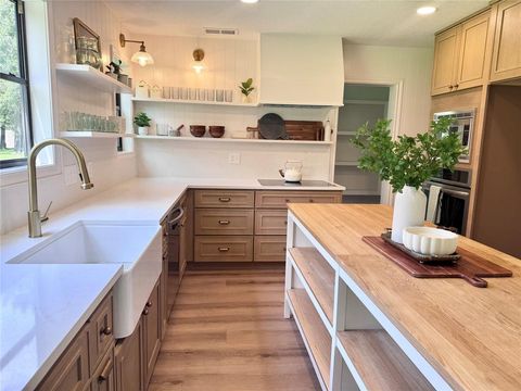 Photo of 7407 Nickaburr Creek Drive, Magnolia, TX 77354 (MLS # 50591959)