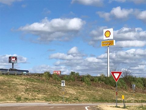 Photo of 4390 Ih 10, Columbus, TX 78934 (MLS # 20802200) Photo of 4390 Ih 10, Columbus, TX 78934 (MLS # 20802200)