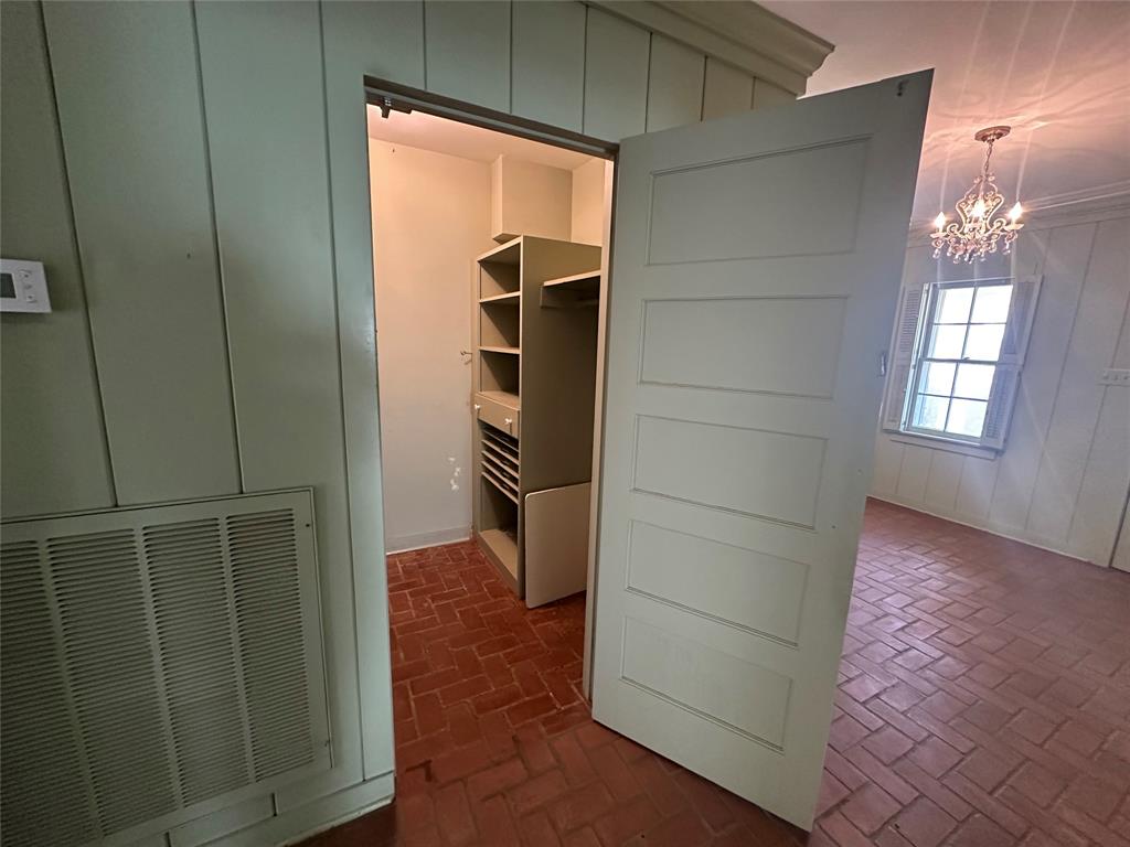 302 Cedar Circle, Brenham, Texas image 35