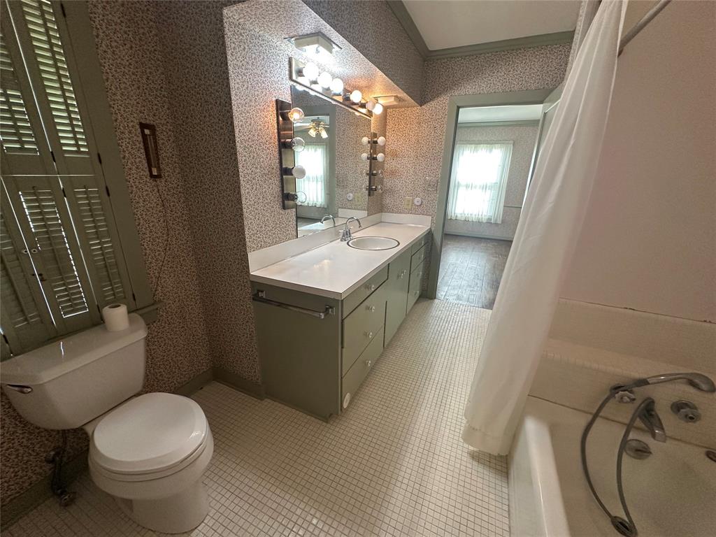 302 Cedar Circle, Brenham, Texas image 28