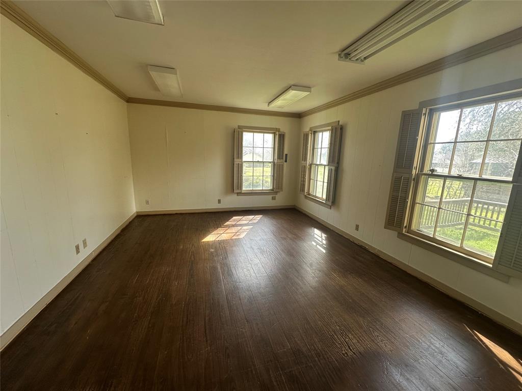 302 Cedar Circle, Brenham, Texas image 30