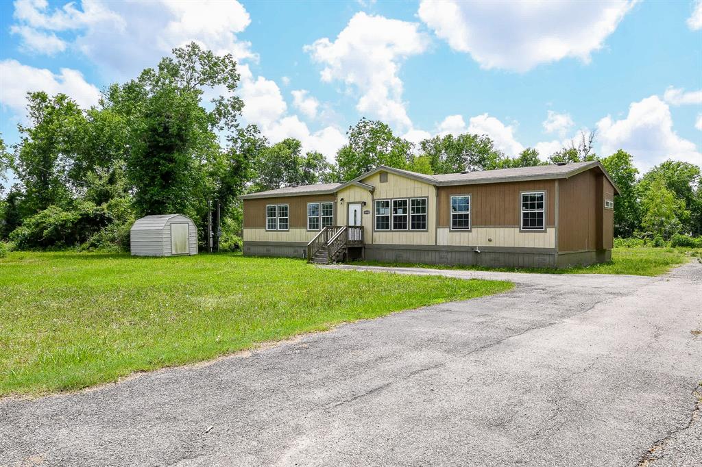 16818 Keith Circle, Alvin, Texas image 1