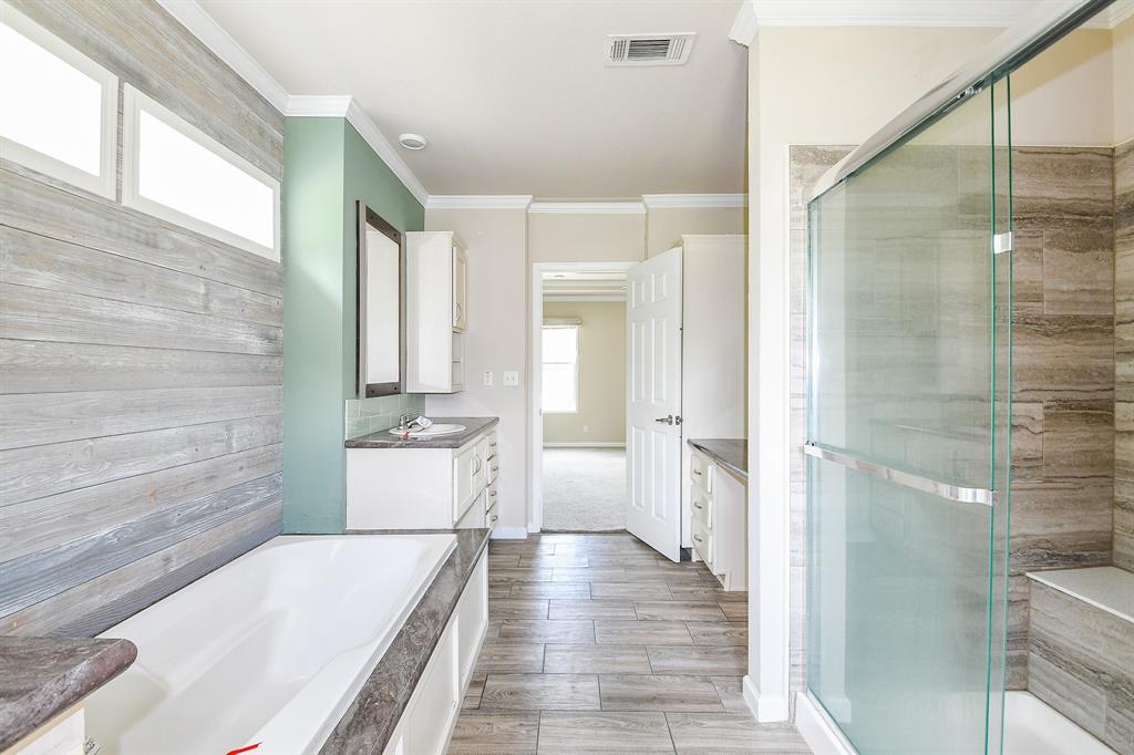 16818 Keith Circle, Alvin, Texas image 12
