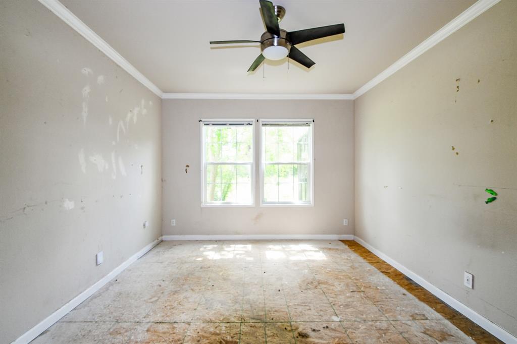 16818 Keith Circle, Alvin, Texas image 25