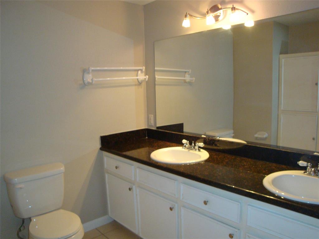 10215 Cliffwood Drive, Houston, Texas image 8