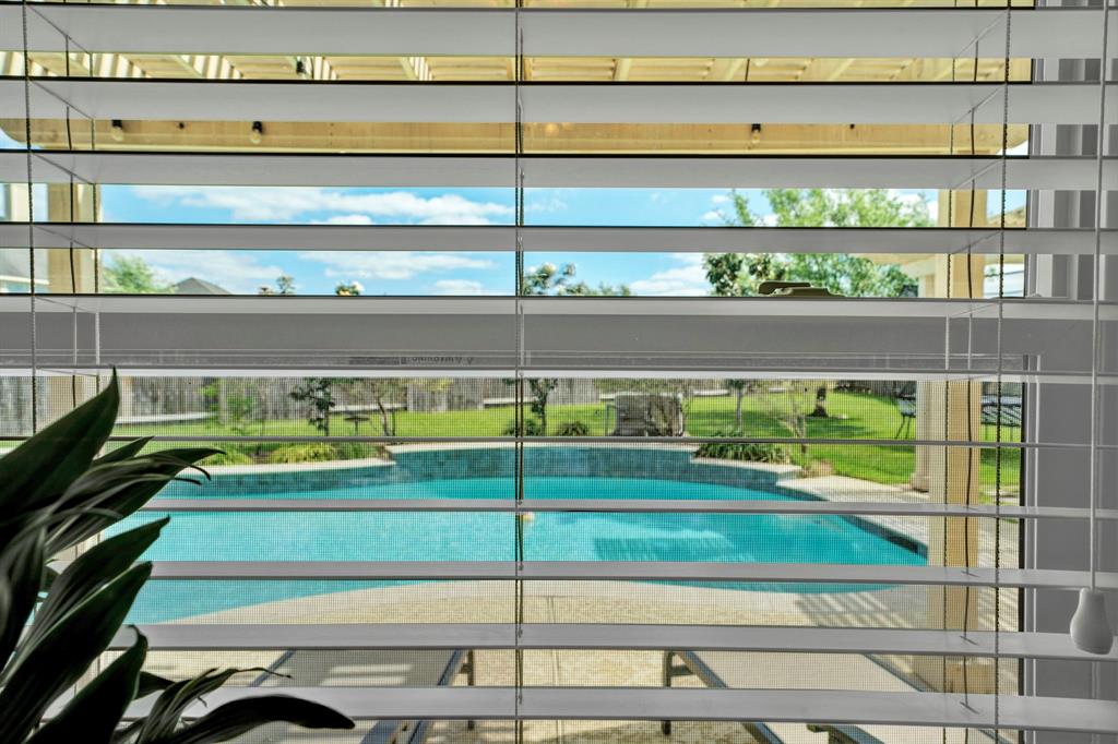 28006 Everett Knolls Drive