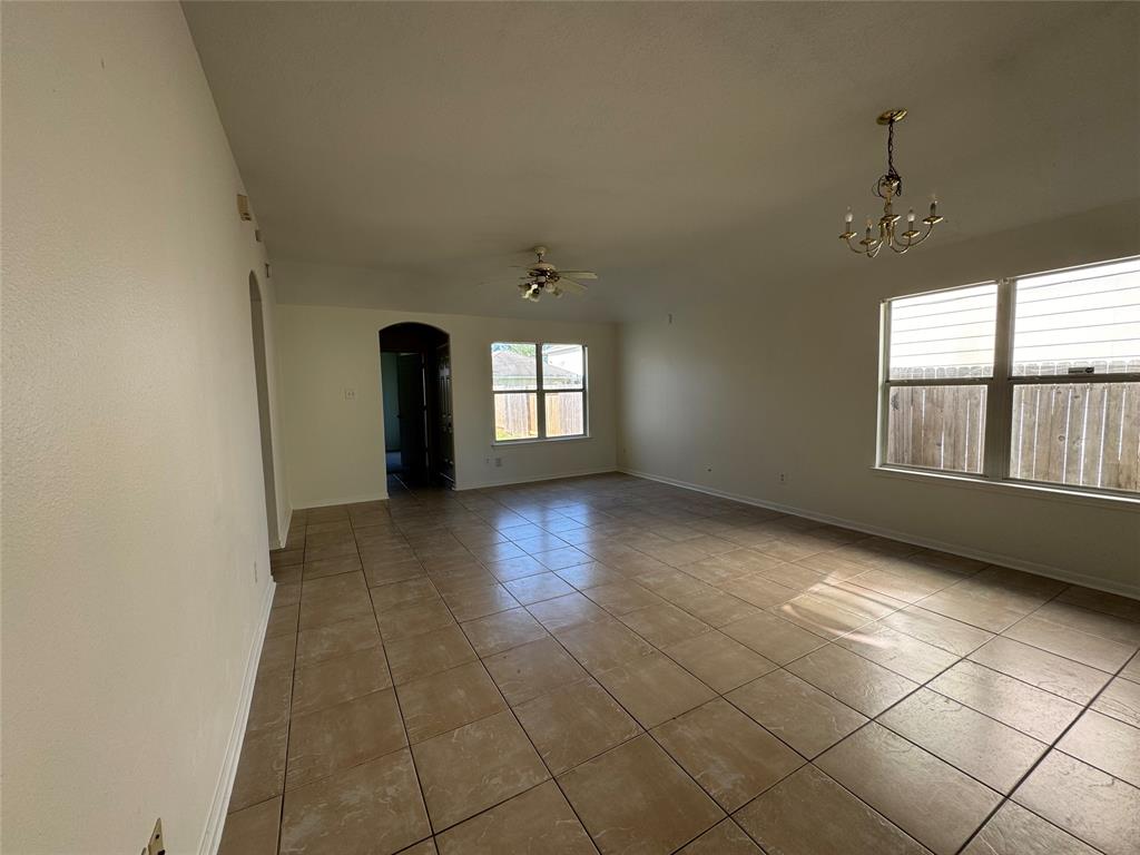 21127 Sprouse Circle, Humble, Texas image 12